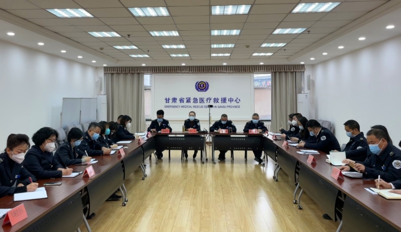 中心召開2022年度科級干部述職考核大會