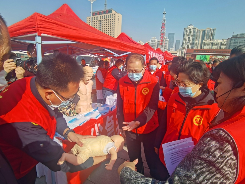 “踐行二十大·志愿我先行”中心開展學雷鋒志愿服務主題實踐系列活動