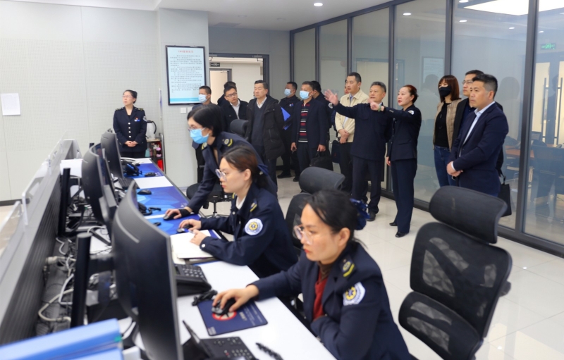 【“三抓三促”行動進行時】之六廣東省衛生健康委一行來我中心調研緊急醫學救援調度中心建設情況