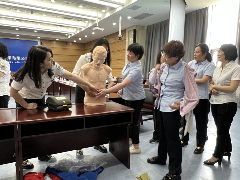 【“三抓三促”行動進行時】之二十七甘肅省緊急醫療救援中心赴中國移動通信集團甘肅有限公司開展意外傷害、常見急癥自救互救知識科普與技能培訓