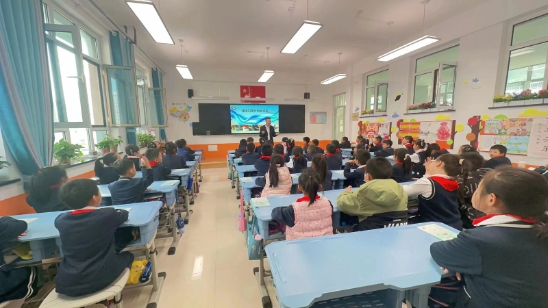 兒童常見意外傷害及秋冬季校園傳染病預(yù)防措施培訓(xùn)走進城關(guān)區(qū)方家灣學(xué)校