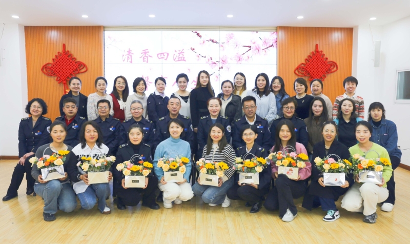 “清香四溢 馨享人生” |甘肅省緊急醫療救援中心工會開展三·八婦女節插花活動