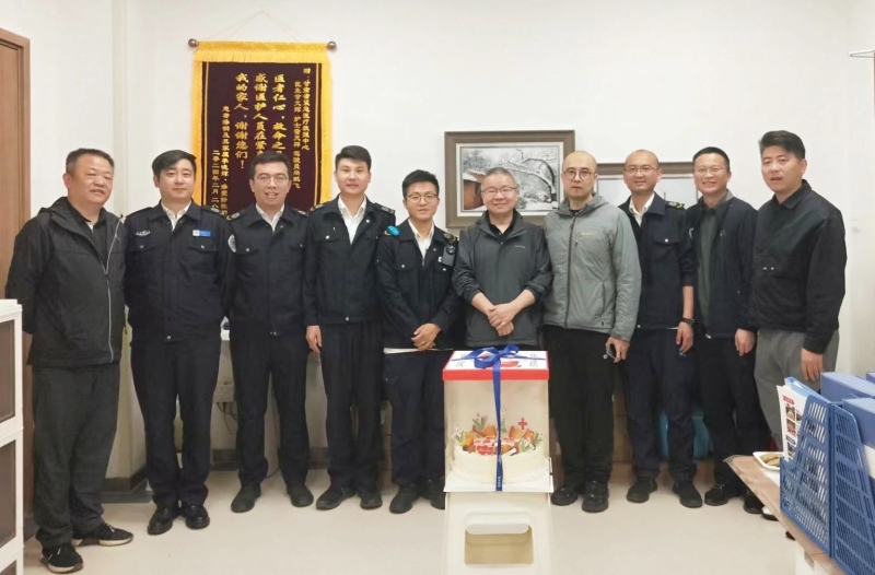 中心開展“5?12國際護士節(jié)” 慰問活動