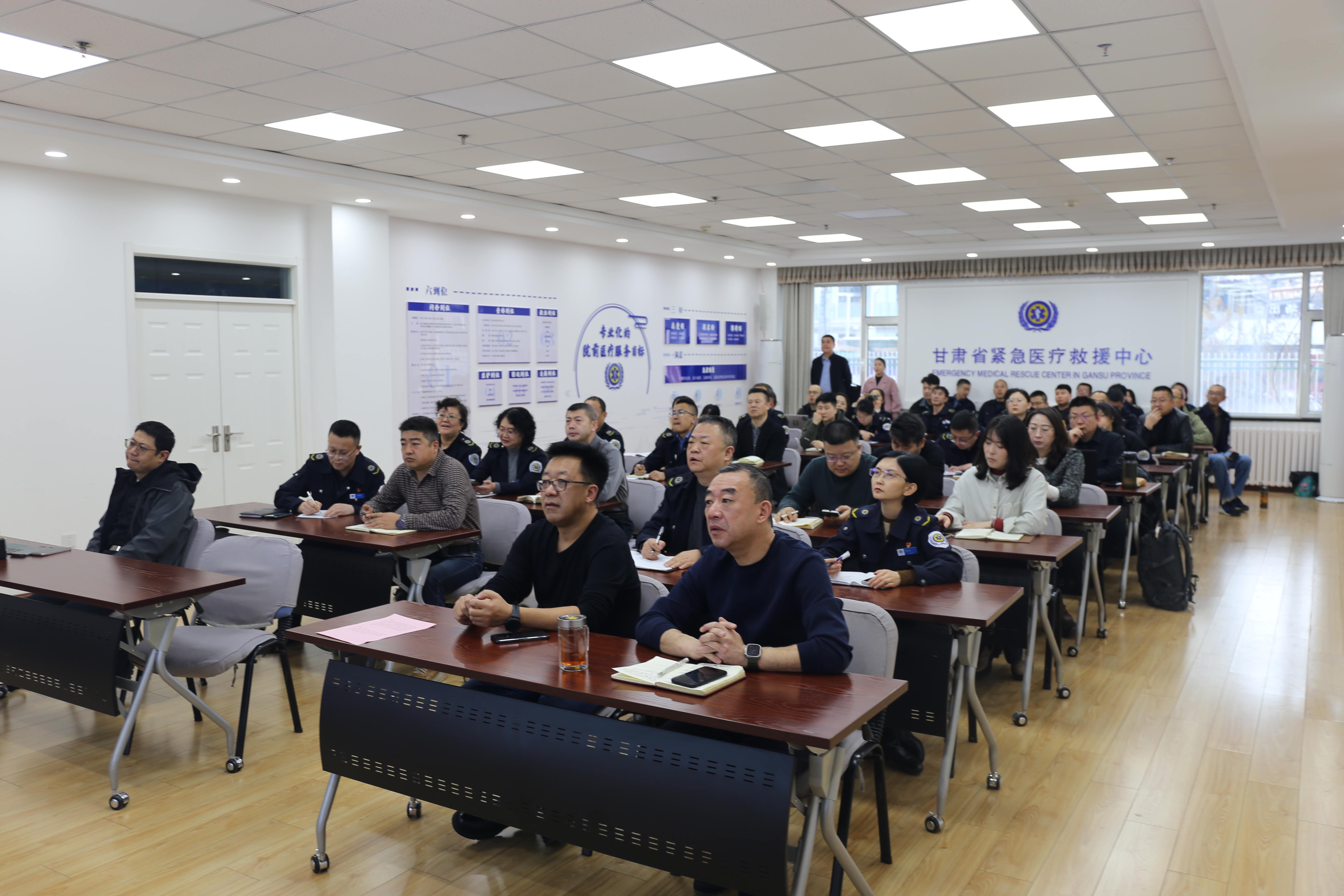 【干部大講堂系列活動】--省緊急醫療救援中心舉辦“人工智能助手深度體驗與應用實戰”專題培訓講座 【干部大講堂系列活動】--省緊急醫療救援中心舉辦“人工智能助手深度體驗與應用實戰”專題培訓講座
