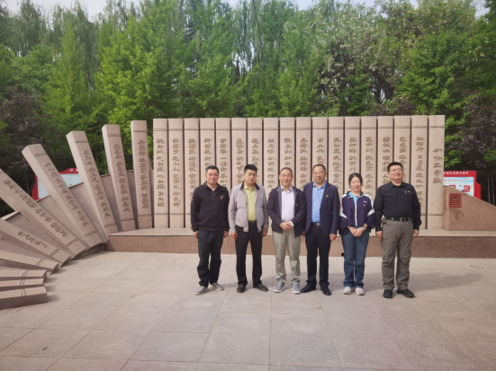 省緊急醫療救援中心赴蘭州廉政文化主題公園開展“廉潔自律守初心”主題黨日活動 省緊急醫療救援中心赴蘭州廉政文化主題公園開展“廉潔自律守初心”主題黨日活動