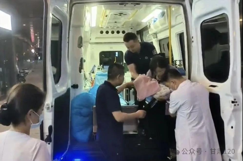 千里護航新生希望 生命接力創造奇跡——甘肅省緊急醫療救援中心成功完成70天腦出血患兒跨區域醫療轉運 千里護航新生希望 生命接力創造奇跡——甘肅省緊急醫療救援中心成功完成70天腦出血患兒跨區域醫療轉運