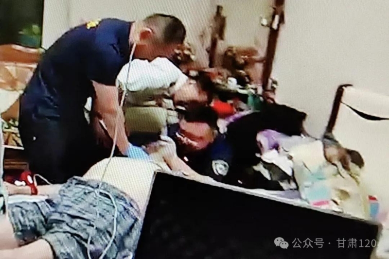 生死時速——省緊急醫療救援中心成功搶救一例心臟驟?;颊? alt=
