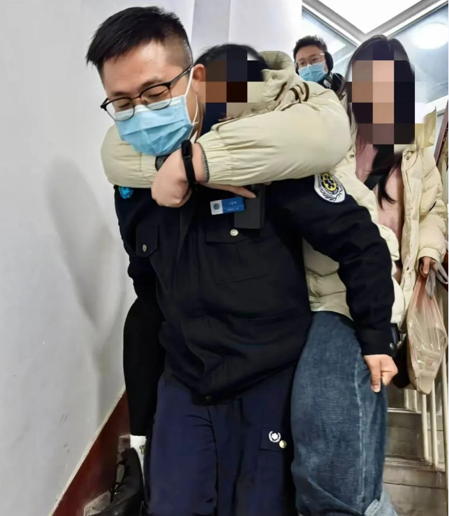 5月急救數(shù)據(jù)警示:393趟空駛背后,“生命通道”如何避開無效消耗? 5月急救數(shù)據(jù)警示:393趟空駛背后,“生命通道”如何避開無效消耗?