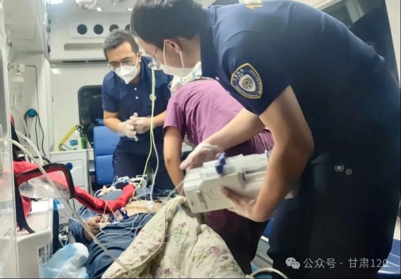 省緊急醫療救援中心跨越千里 危重傷員“回家”獲新生 省緊急醫療救援中心跨越千里 危重傷員“回家”獲新生